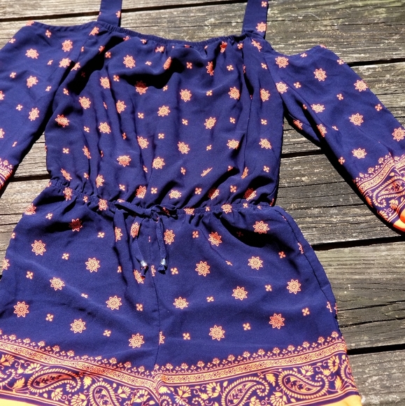 My Michelle Girl Cold Shoulder Beautiful Romper - Picture 3 of 9